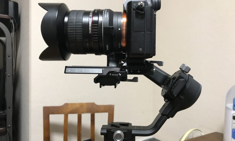 DJI RSC2にカメラをジンバルに取り付けてバランスを調整する手順とは 